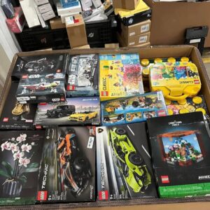 Buy Mixed LEGO Toy Pallet – 600 Authentic LEGO Sets | Star Wars, Harry Potter, Minecraft & More